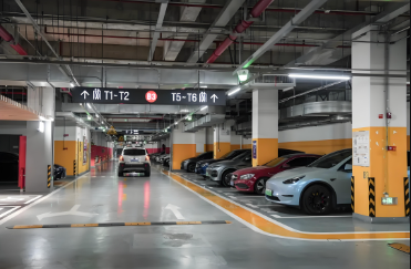 停車場(chǎng)led燈管照明.png